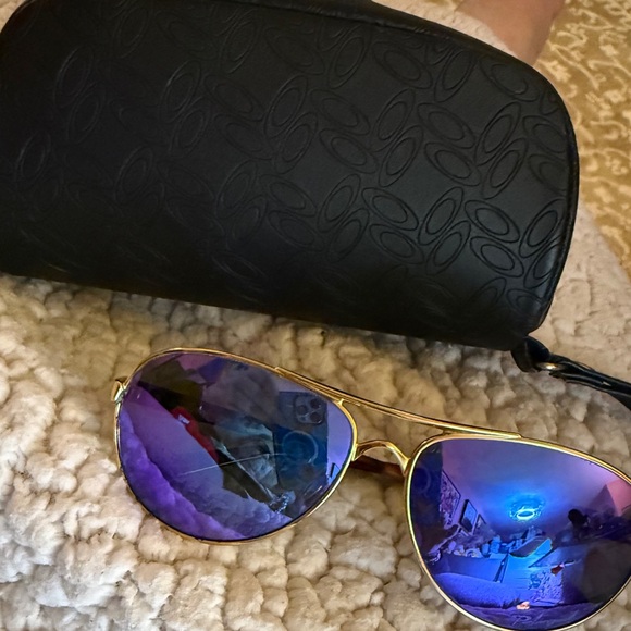 OAKLEY Feedback Gold Sapphire Iridium OO4079-18 Sunglasses - Picture 4 of 10